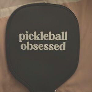Pickleball cover just one more left in this color
$4.00